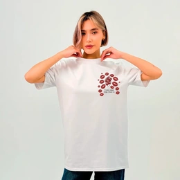 Футболка женская базовая "Поцелуи в сердце", белая - Сүрөт 1