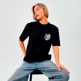 Футболка базовая унисекс "Крылья и Сакура Атака титанов", черная - Сүрөт 1