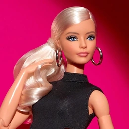 Коллекционная кукла Barbie Basics блондинка в чёрном платье и гладиаторских сапогах JBH71 - Сүрөт 3